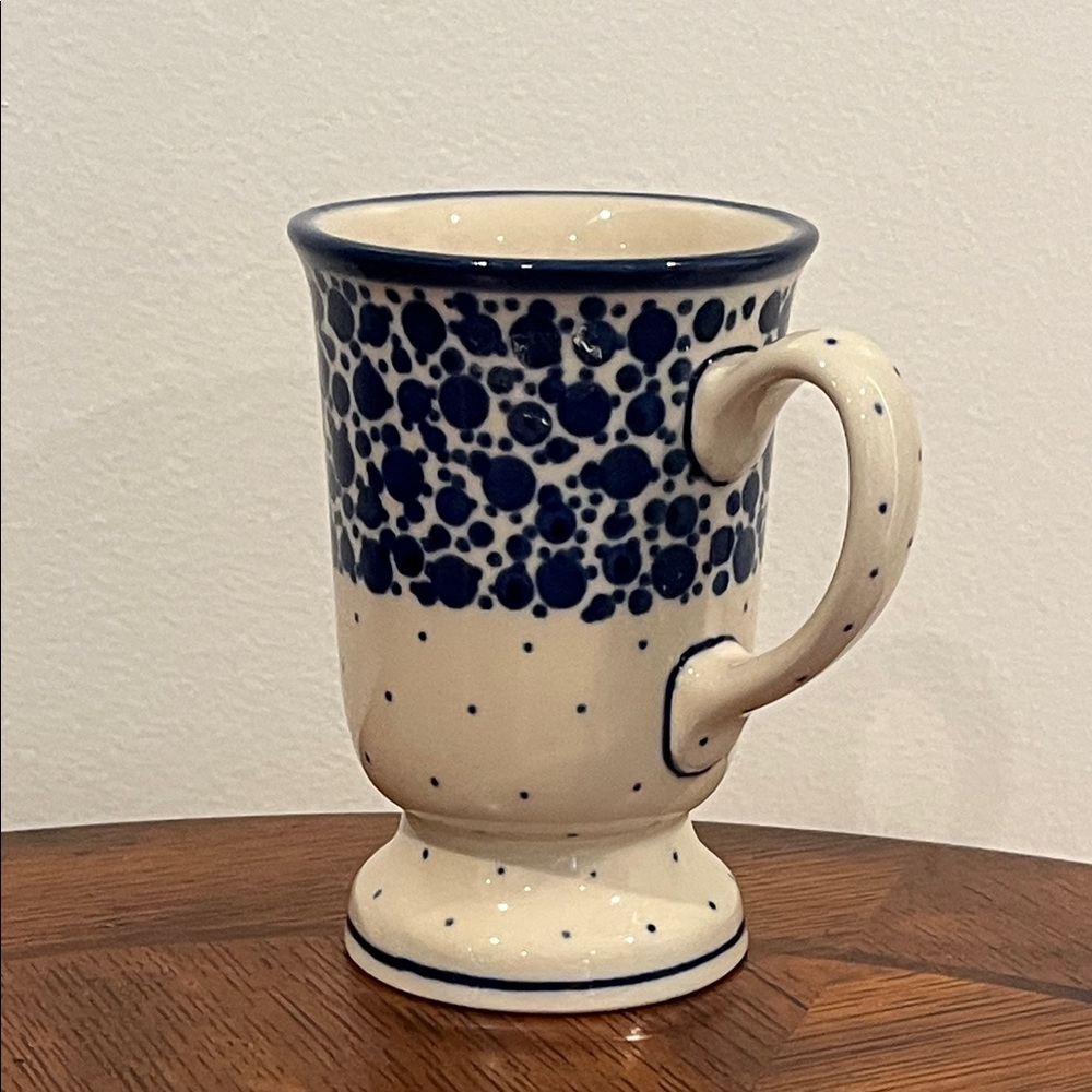 VTG Polish Pottery Bolesławiec Blueberry Polka Dot Hand Painted Pedestal Mug Cup